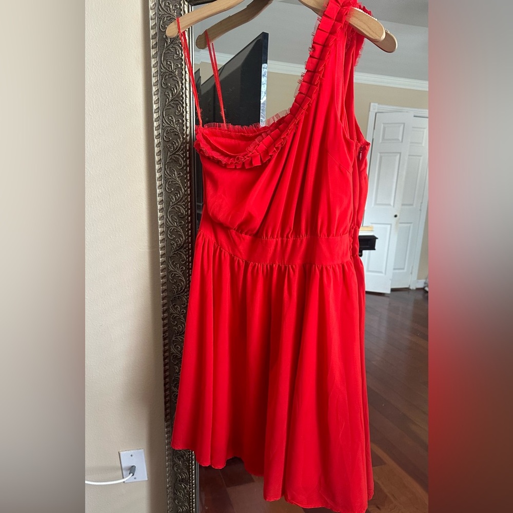 Red one shoulder flowy Valentine’s Day dress